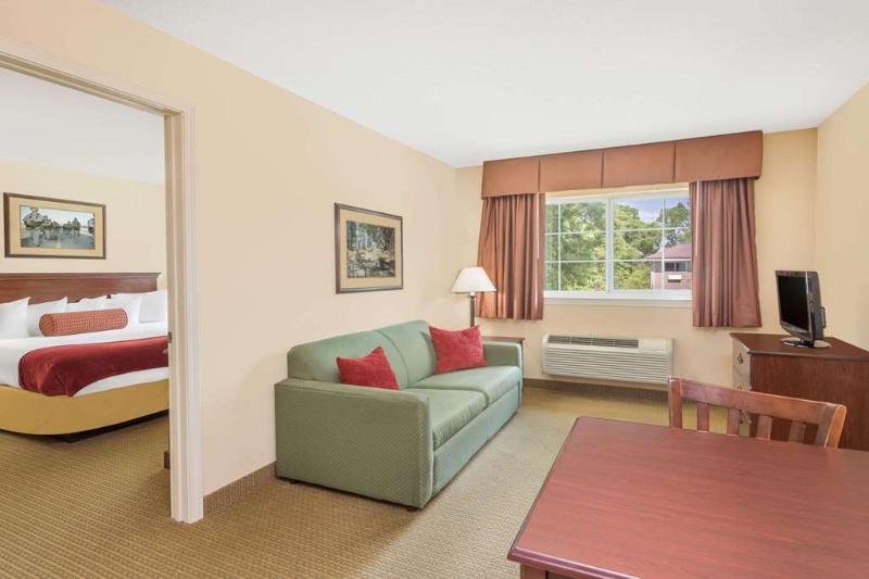 Sleep Inn & Suites Columbus Near Fort Benning Exterior photo